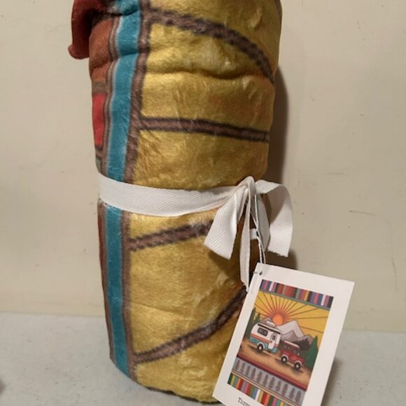 New Happy Camper Throw Blanket and Hand Towel - Picture 5 of 7